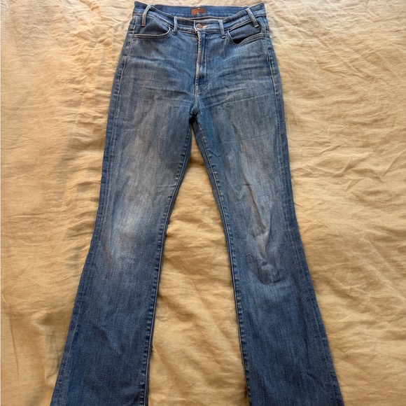 MOTHER Classic Blue Jeans - Picture 2 of 4